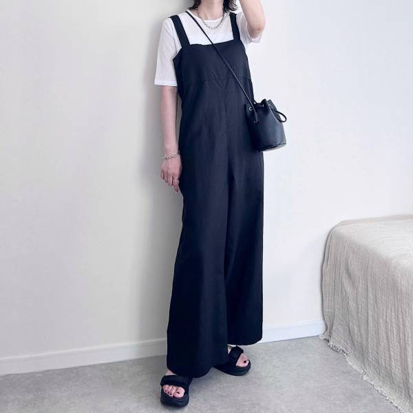 「買ってよかった」って！！ 【ユニクロ】楽ちんオシャレって最高♡「黒サロペット」