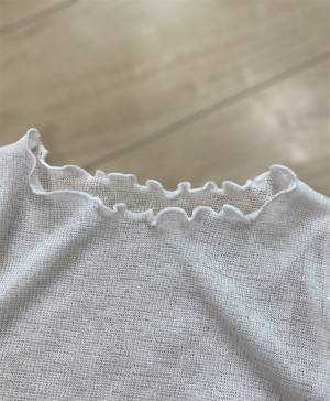 「旬」なクシュッと袖デザインが超可愛いッ♡【しまむら】1089円”涼しげトップス”を見つけた！