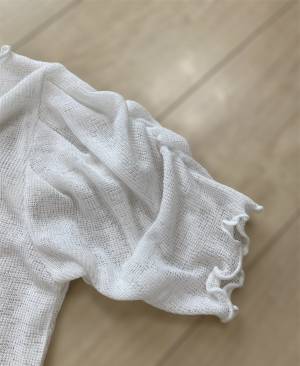 「旬」なクシュッと袖デザインが超可愛いッ♡【しまむら】1089円”涼しげトップス”を見つけた！