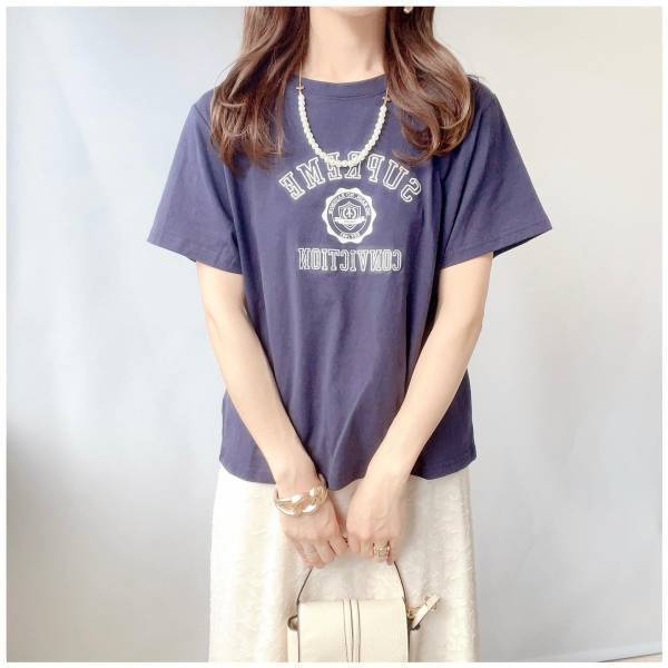 え、全部1089円以下って本当！？「これはヘビロテ確定」【しまむら】たまらない可愛さ”ロゴTシャツ”4選