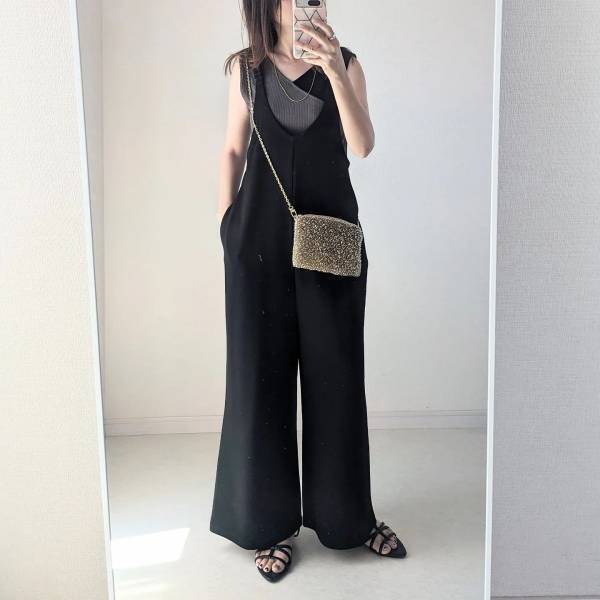 《ガシガシ使える…！！》【しまむら】「着まわし重視」派に朗報！”一癖タンクトップ”集