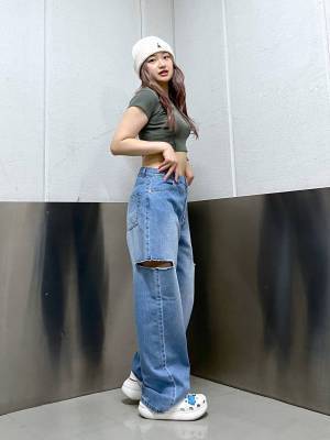 いまゲットすべき！韓国で大人気な【厚底クロックス】が可愛い♡