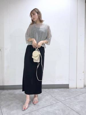 この値下げはヤバいって（汗）【ローリーズファーム】使い勝手抜群！ 優秀「タイトスカート」