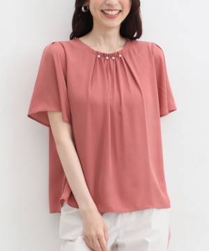 夏の一軍服に任命！！【ハニーズ】きれいめ感、たまらん♡ 上品「パール付きブラウス」