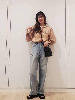 可愛さハンパないって♡【ローリーズファーム】1枚でオシャレ上級者！「最旬ブラウス」