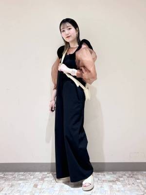 可愛さハンパないって♡【ローリーズファーム】1枚でオシャレ上級者！「最旬ブラウス」