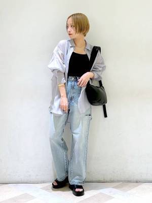 大人気アイテムが再登場！【ローリーズファーム】脚長効果も◎「ストレートデニム」