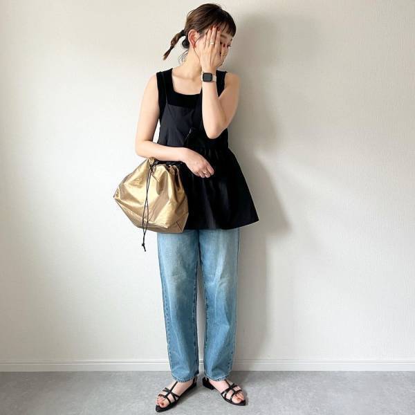 まだ買ってないの！？【ユニクロ】1枚は欲しい♡ 噂の「テーパードジーンズ」知ってる？