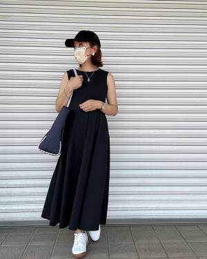 さすがの「美シルエット」♡【ユニクロ】こりゃ、スタメン確定だ！ 夏の「バズりワンピ」