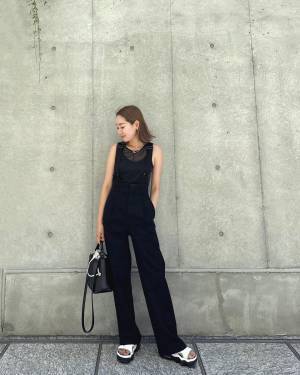 ＜季節関係なく使えておすすめ＞【GU】「高コスパ」の”サスペンダー付きボトムス”は要チェック！！