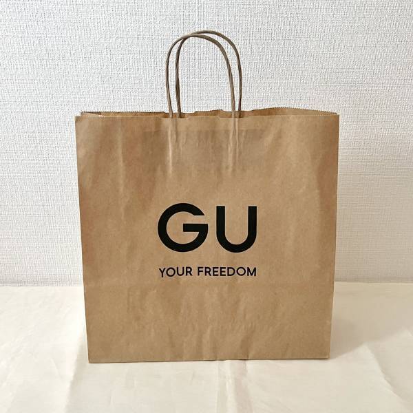 ＜季節関係なく使えておすすめ＞【GU】「高コスパ」の”サスペンダー付きボトムス”は要チェック！！