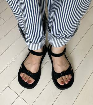 デザインに「一目惚れ♡」韓国セレクトショップ【Samoyed】の毎年履きたくなる“スエードサンダル”