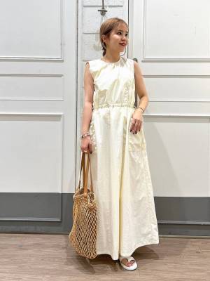 お願い！売切れないで！【ローリーズファーム】たった1着で主役級コーデ♡「ノースリワンピ」