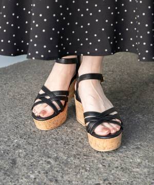 猛ダッシュで 【ハニーズ】に急げーッ！！ 大幅値下げでコスパ最高♡「値下げサンダル」