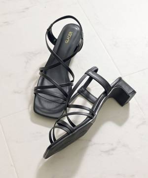 猛ダッシュで 【ハニーズ】に急げーッ！！ 大幅値下げでコスパ最高♡「値下げサンダル」