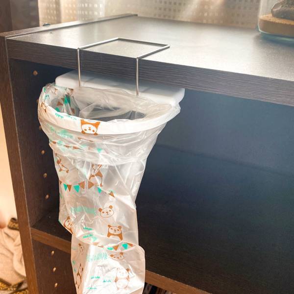 ＜ようやく見つけた…！＞【ダイソー】もうゴミ箱いらないじゃん！”かくれんボックス”が便利すぎてびっくり