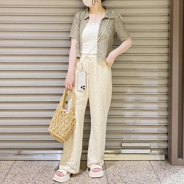 合わせやすすぎるッッ！！しかも「履き心地が抜群」♡【SHEIN】の手放せない“ホワイトサンダル”コーデ4選