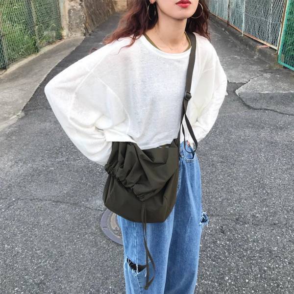 『露出も程よくてお気に入り♡』【ユニクロ】「楽」で着回し力抜群！“アメスリタンク”コーデ集