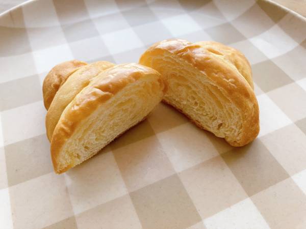 ＜まるで焼きたて＞「優しい甘さ」で幸せ～～ッ♡♡【セブンイレブン】「サクサク食感」たまらん！“ミニクロワッサン”まとめ