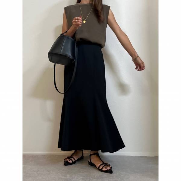 マジで「見逃せません！」夏も秋も「大活躍」確実！！【GU】「欠かさずチェック」すべき！“晩夏コーデ”特集