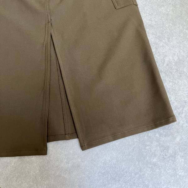 「高見え」する生地感◎2490円は「買い」！【GU】“カーゴナローロングスカート”が可愛い！