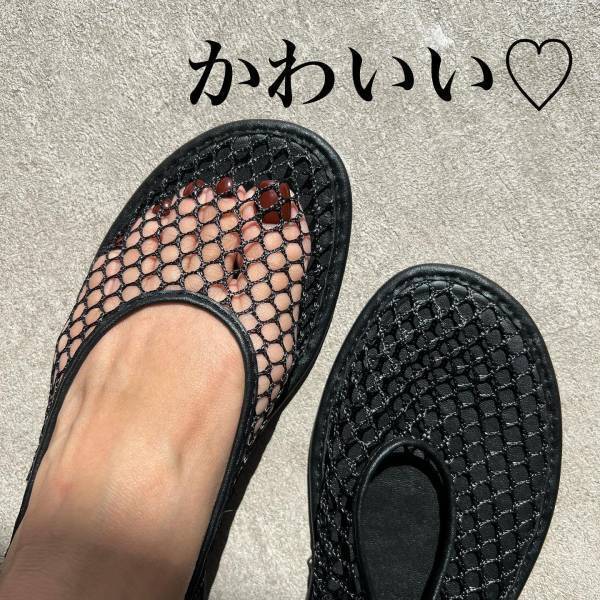 「可愛すぎない？」「一目惚れしてポチ」【ZARA】やっと「ゲット♡♡」“ブラックサンダル”2選