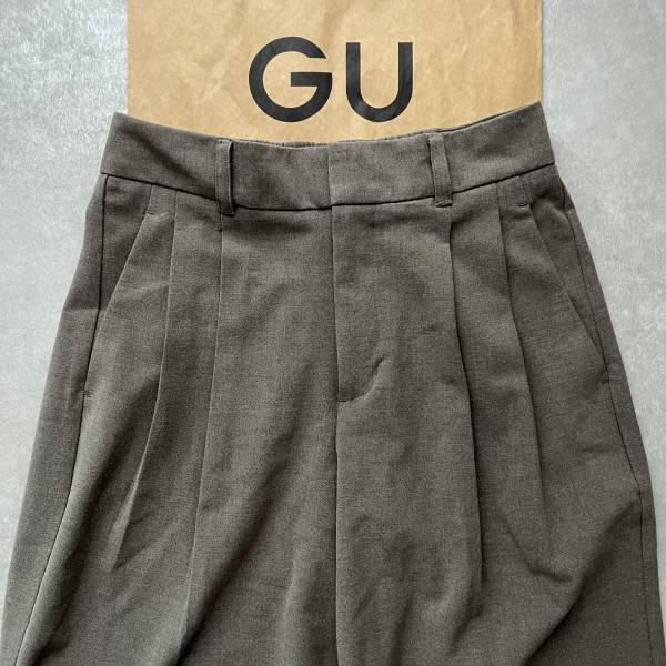 ＜超スッキリ見え＞穿いた瞬間「これいい！」ってなった！！【GU】絶妙カラーが「最高」な“ボトムス”紹介