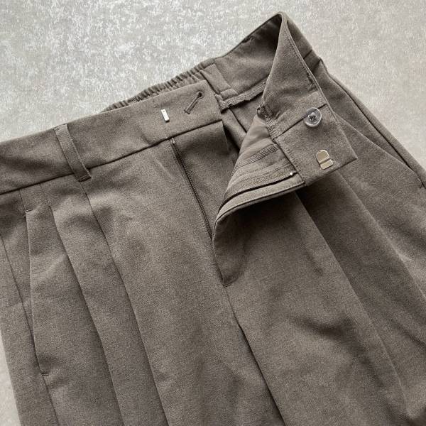 ＜超スッキリ見え＞穿いた瞬間「これいい！」ってなった！！【GU】絶妙カラーが「最高」な“ボトムス”紹介