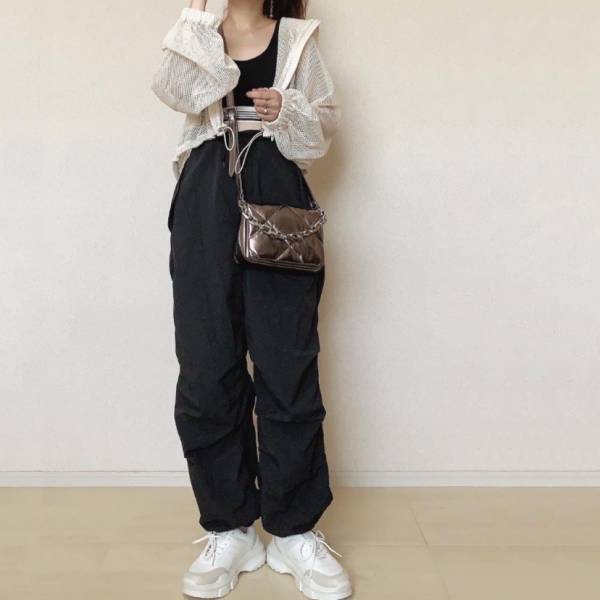 《今年大ブーム》マジで「1枚は持っておきたい」！！【ユニクロ・GU他】激推し“カーゴボトムス”3選