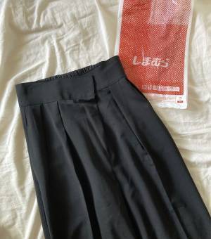 ＜コレが2000円以下って信じられない！＞『秋もマストで使える』【しまむら】「思わずヘビロテ」する“ボトムス”紹介