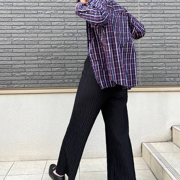 【GU新作】「今年大流行」のアメスリタンクを使ったまだ暑い今からできる”秋先取りコーデ”