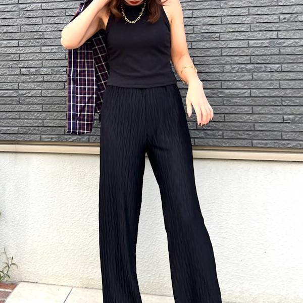 【GU新作】「今年大流行」のアメスリタンクを使ったまだ暑い今からできる”秋先取りコーデ”