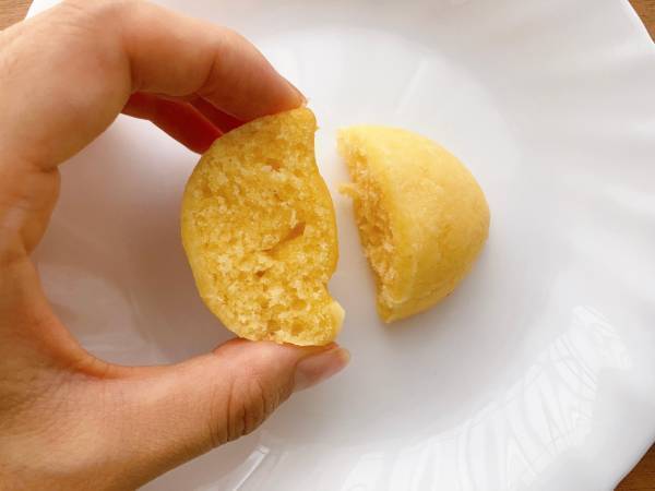 【ファミリーマート】3個で178円ってウソでしょ…！冷やしてむぎゅっと「レモンケーキ」爽やかでウマすぎる！