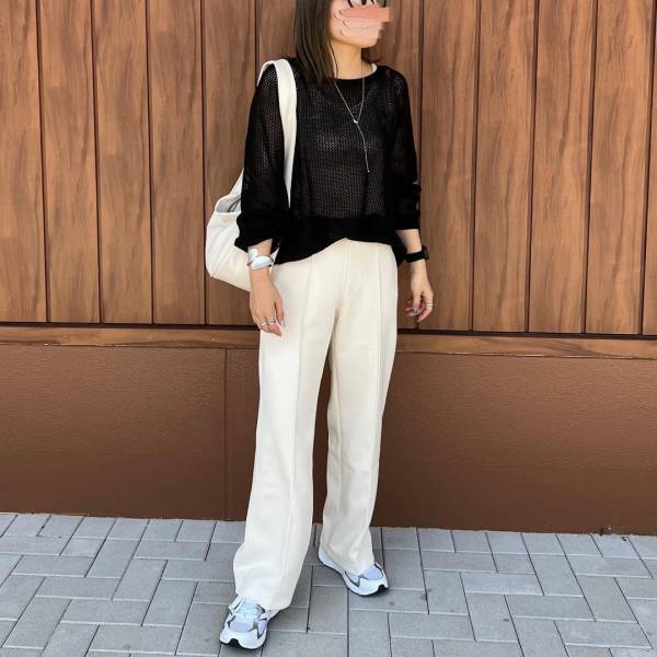 ＜絶対買い＞『スタイルアップ』ガチでスゴイ…！！【ユニクロ】今の時期「ピッタリ」“メッシュセーター”コーデ紹介