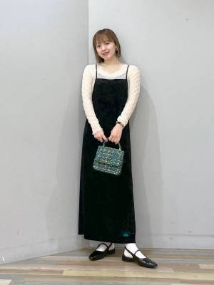 NEXTブームは、これでしょ♡【ローリーズファーム】上品で大人っぽ！「ベロアキャミワンピ」