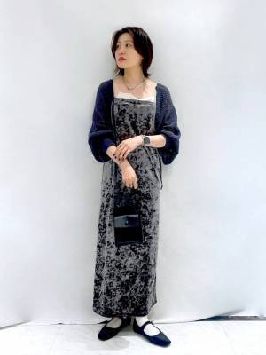 NEXTブームは、これでしょ♡【ローリーズファーム】上品で大人っぽ！「ベロアキャミワンピ」