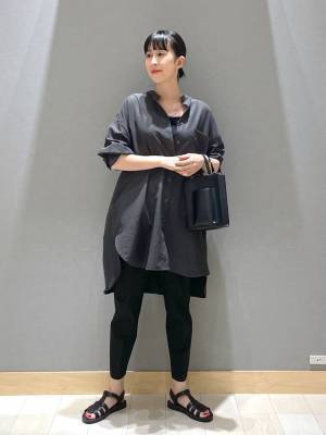 秋まで使えてセールだとォ！？【グローバルワーク】店員さんもガチ買い♡ 「チュニックシャツ」