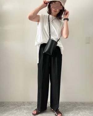 365日使いたいッ！！【ユニクロ】シンプルコーデなのにおしゃれ♡「白黒バッグ」