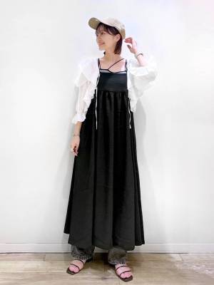 着回し力たッッか♡【ローリーズファーム】1着あるだけで大活躍！「フリルボレロ」