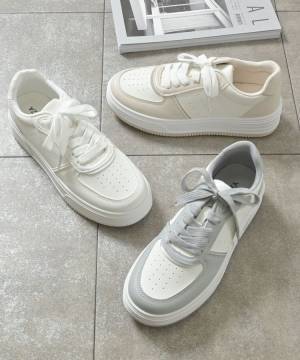 スニーカー欲しいッ！ →【ハニーズ】へ！こりゃ、お値段以上♡「高見えスニーカー」