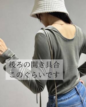 「最高」すぎて「2色買い」！「めちゃめちゃ可愛い…♡」【GU】「秋に大活躍」の”ベロアトップス”2選