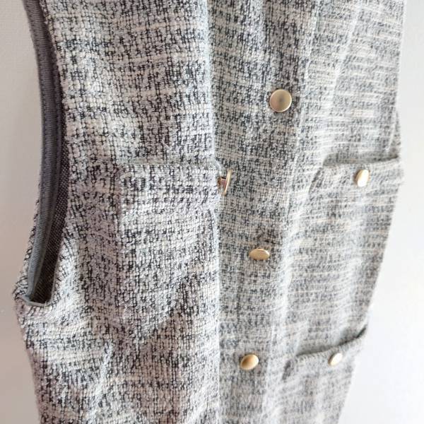 『1419円』はマジ衝撃！！「GETして」大正解！！【しまむら】「今季注目」“ツイードベスト”紹介