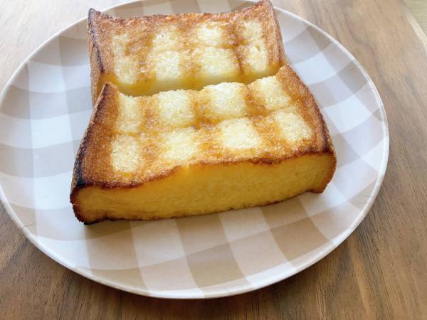＜じわっと染み込んで絶品＞「ふんわり食感」最ッ高！！【セブンイレブン】“厚ぎりフレンチトースト”紹介