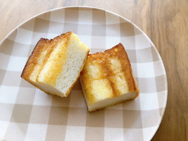 ＜じわっと染み込んで絶品＞「ふんわり食感」最ッ高！！【セブンイレブン】“厚ぎりフレンチトースト”紹介