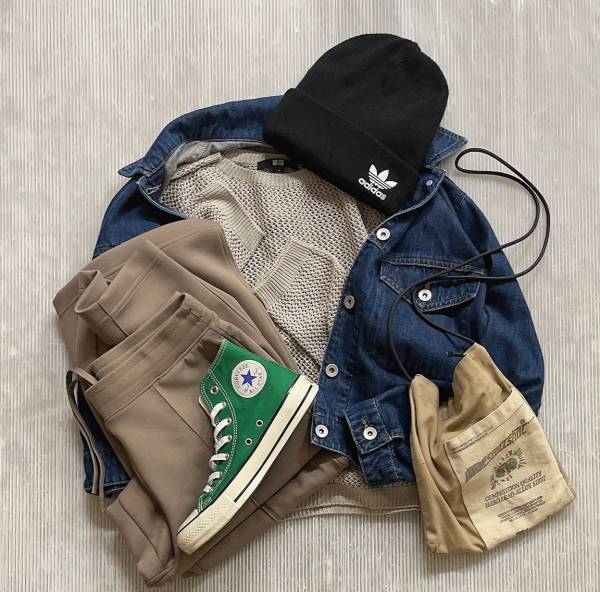 秋まで「スタメン」間違いないっ！【ユニクロ】”メッシュセーター”は万能すぎるっ！！