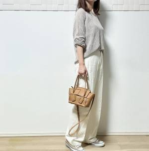 秋まで「スタメン」間違いないっ！【ユニクロ】”メッシュセーター”は万能すぎるっ！！