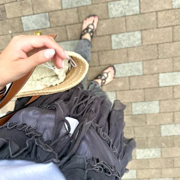 「心奪われました♡」「可愛さ増し増し」！！【ZARA】の”トップス”が「うちゅくしい」