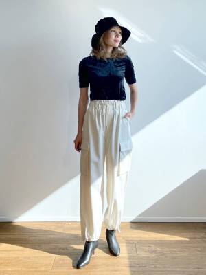 この秋注目！上品な艶感が可愛い【ベロアアイテム】