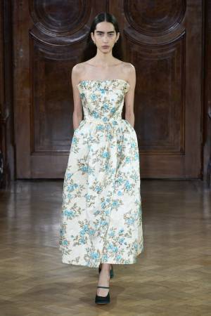 キャサリン妃とお揃いが叶うかも！ロンドンブランド「エミリア ウィックステッド」秋冬注目ルック５選