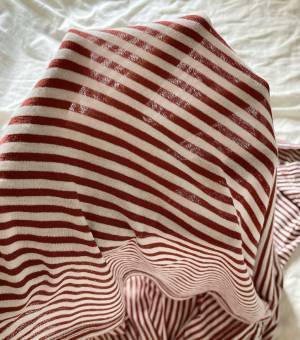 ＜めちゃくちゃ可愛すぎ＞「質感がたまらない♡」【しまむら】「今から着られる」秋っぽ“トップス”紹介